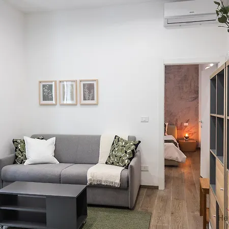 Prince Suite - Trains 4 Min - Ac - Super Wifi Genoa Exterior photo