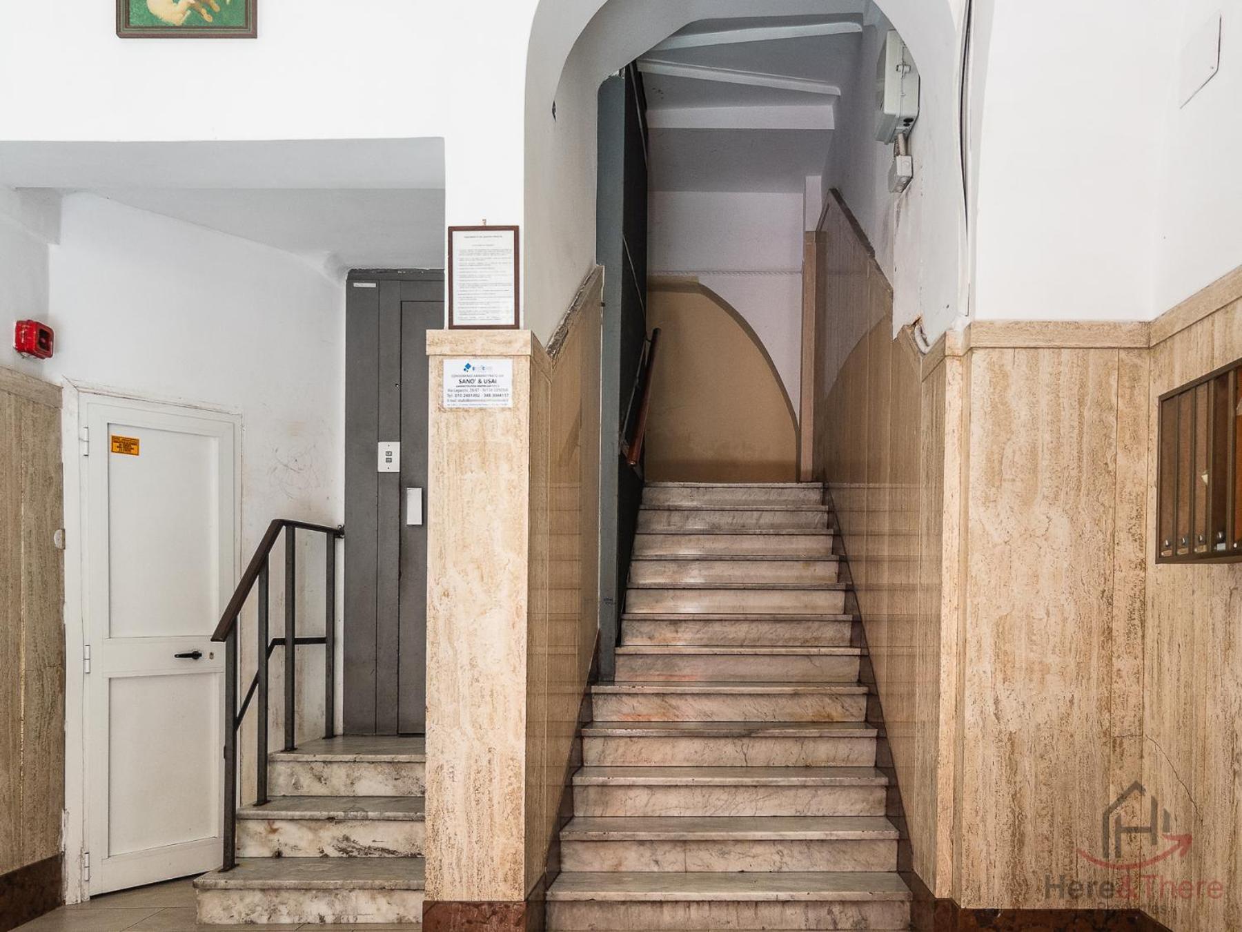 - Trains 4 Min - Ac - Super Wifi Apartment